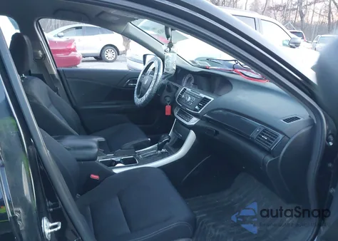 2015 Honda Accord Sport из США, поврежденный, VIN 1HGCR2F53FA175896
